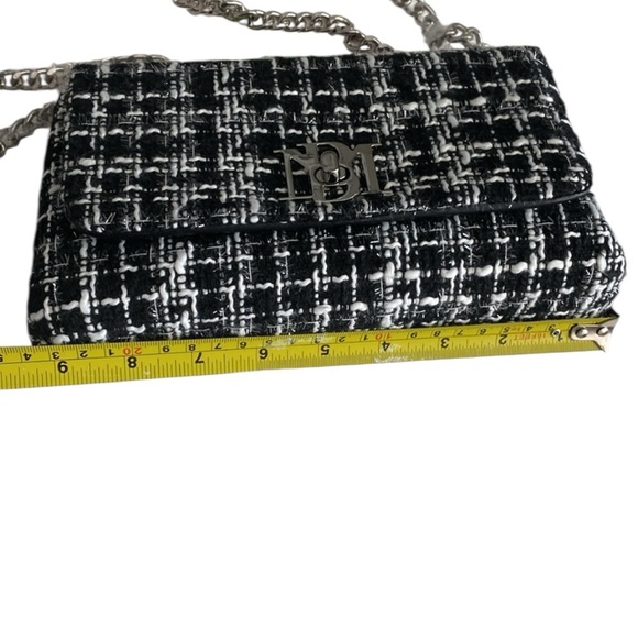 Badgley Mischka Black and White Tweed Bag with Silver Chain NWT - Picture 7 of 8
